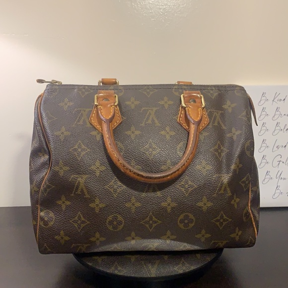 LV Speedy 25 w/ lock and key and dust bag and COA - Picture 9 of 17
